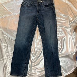 These 1990 real denim jeans don’t go out of style